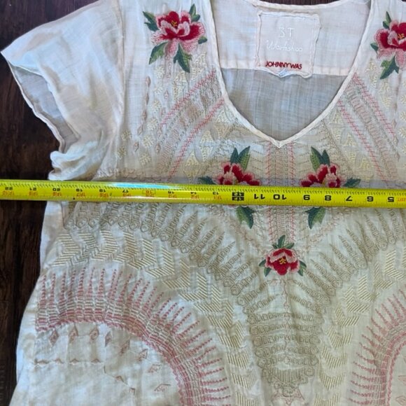 3J Workshop Johnny Was Embroidered Floral Boho Top Medium - Picture 3 of 6
